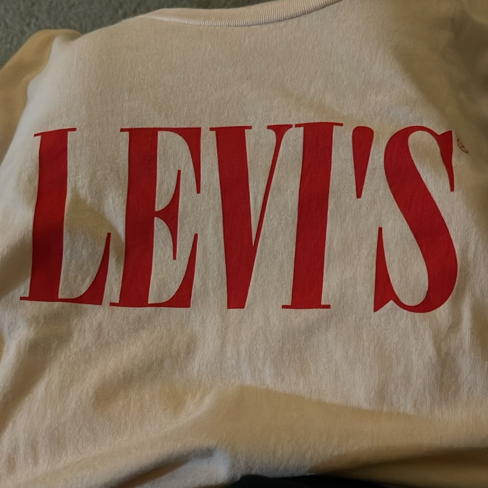 LEVI’S T SHIRT - Picture 3 of 3
